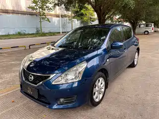 Nissan Tiida 2012