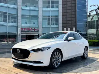 Mazda Mazda3 Axela 2021