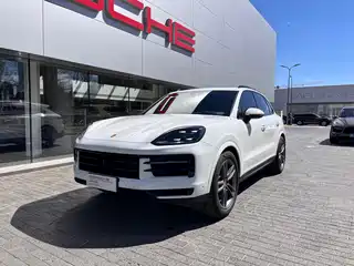 Porsche Cayenne 2024