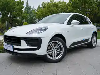 Porsche Macan 2024
