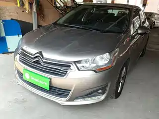 Citroën C4L 2013