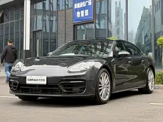 Porsche Panamera 2022