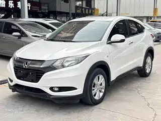 Honda Vezel 2015