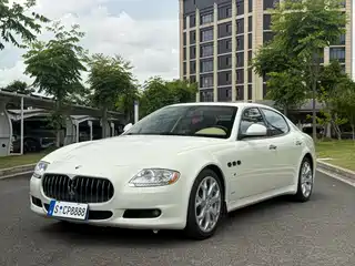 Maserati Quattroporte 2010