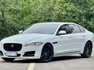 Jaguar XFL 2020