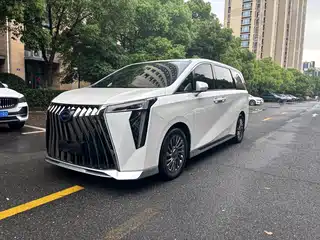 GAC Trumpchi M8 2023