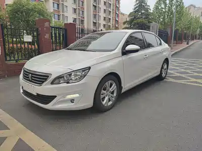 Peugeot 408 2015