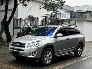 Toyota RAV4 Rongfang 2011