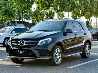 Mercedes-Benz GLE 2016