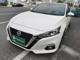 Nissan Teana 2021