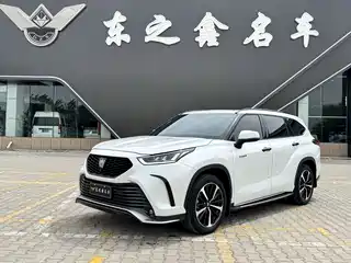Toyota Crown Kluger 2023