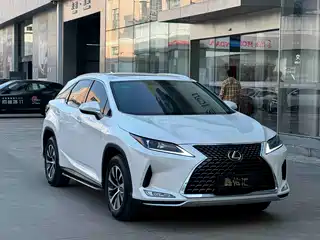 Lexus RX 2021