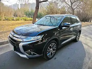 Mitsubishi Outlander 2017