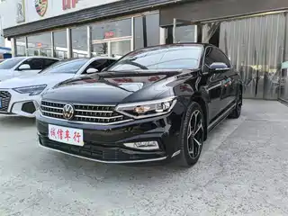 Volkswagen Magotan 2024