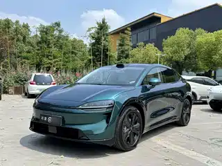 Zhijie Luxeed R7 2025