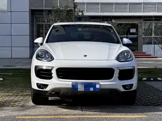 Porsche Cayenne 2016
