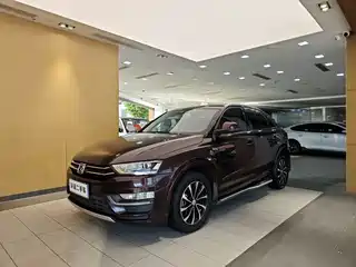 Zotye SR7 2016