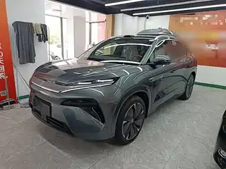 BYD Tang L 2026