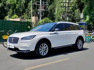 Lincoln Adventurer 2020