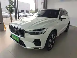 Volvo XC60 Plug-in Hybrid 2023