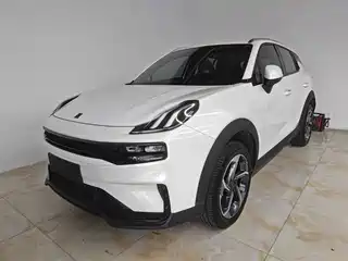 Lynk & Co 06 2024