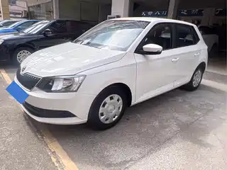 Škoda Fabia 2015