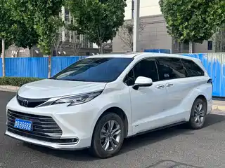 Toyota Sienna 2025