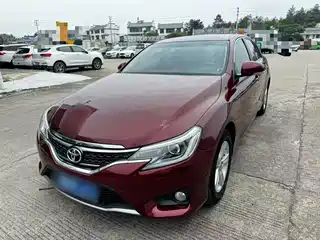 Toyota Reiz 2015