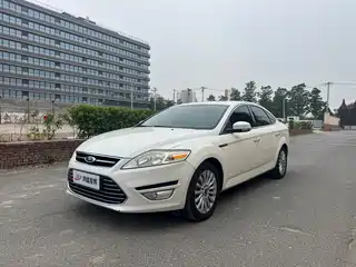 Ford Mondeo Zhisheng 2013
