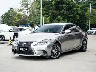 Lexus IS 2016