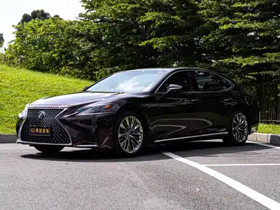 Lexus LS 2019