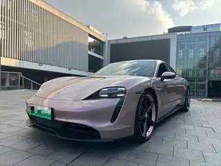 Porsche Taycan 2021