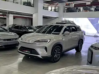 BYD Hai Shi 07 DM-i 2025