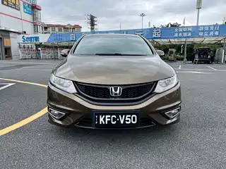 Honda Jade 2015