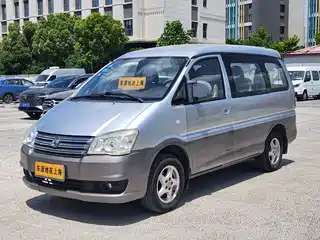 Dongfeng Fengxing Lingzhi 2015