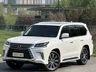 Lexus LX 2020