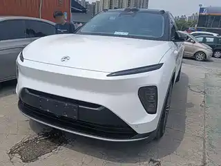 NIO ES8 2023