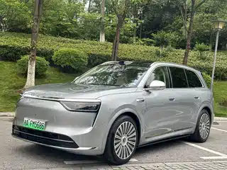 AITO Wenjie M8 2025