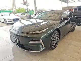 Geely Galaxy Xingyao 8 2025