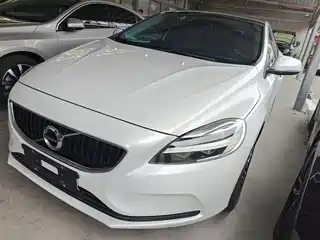 Volvo V40 2019