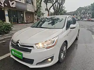 Citroën C4L 2013