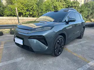 BYD Tang L 2025
