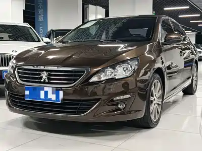 Peugeot 408 2015