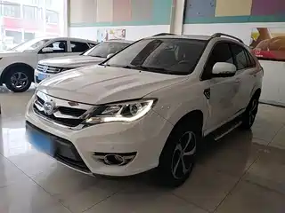 BYD S7 2015