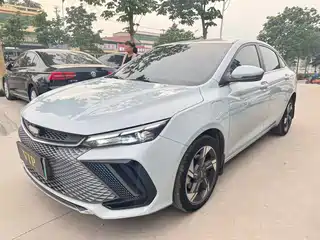 Geely Emgrand L HiP 2022