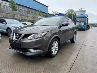Nissan Qashqai 2015