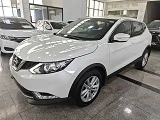 Nissan Qashqai 2015