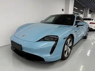 Porsche Taycan 2021