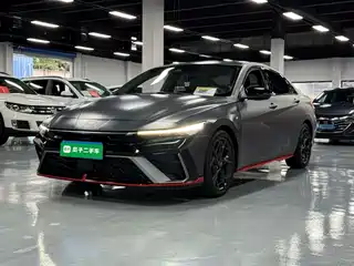 Hyundai Elantra 2024