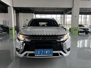 Mitsubishi Outlander 2022